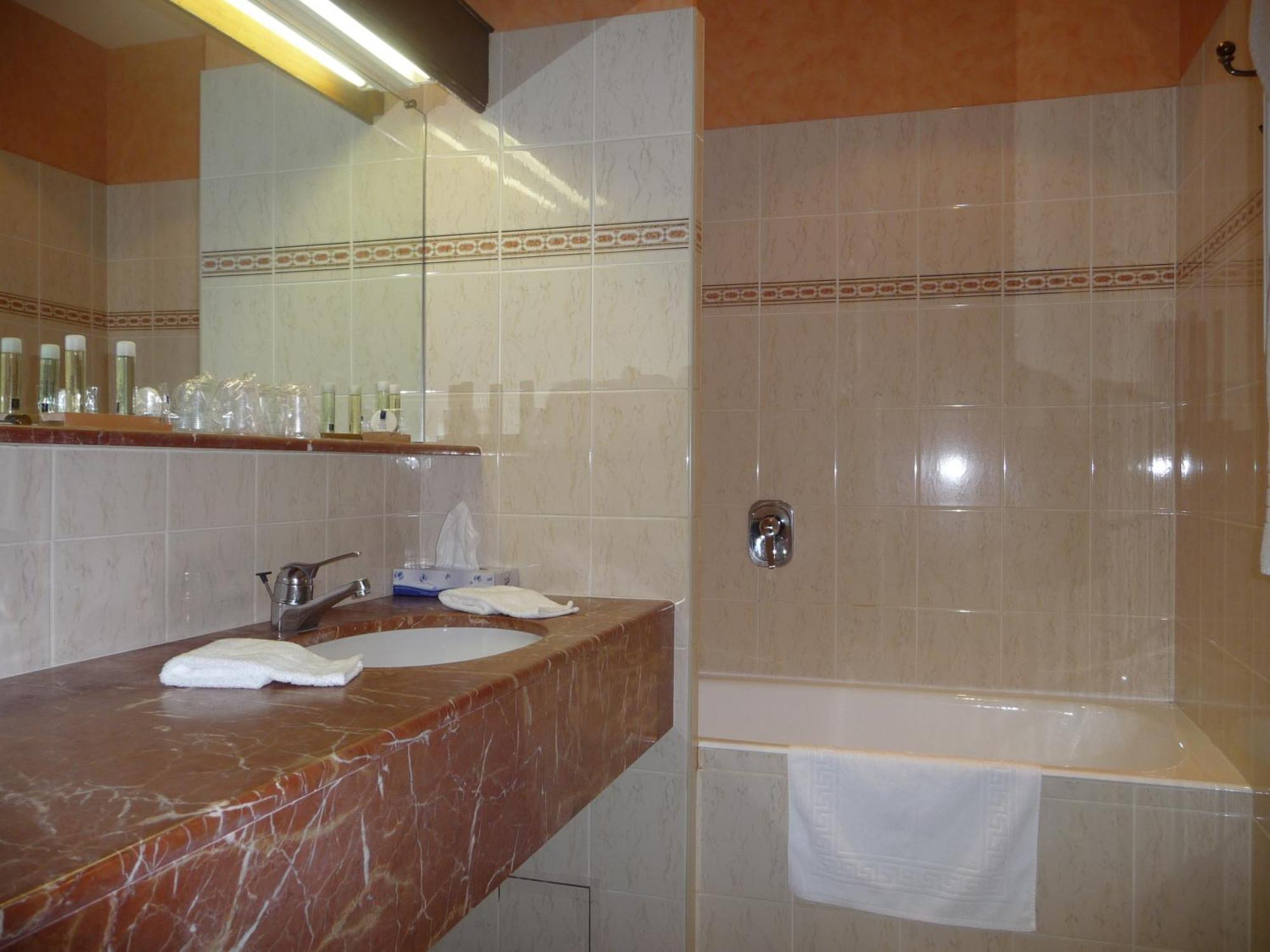 Hotel Sainte Foy Конк Экстерьер фото